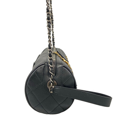Chanel Shoulder Bag Black Chain Logo — view 2