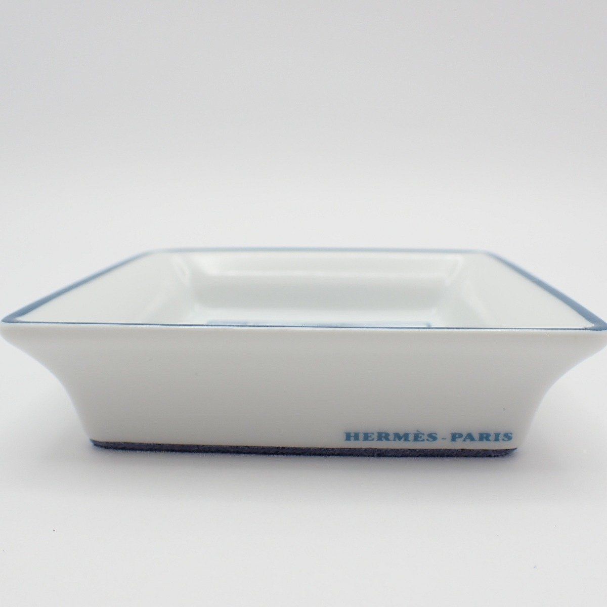 Hermes Home Decor White — view 3