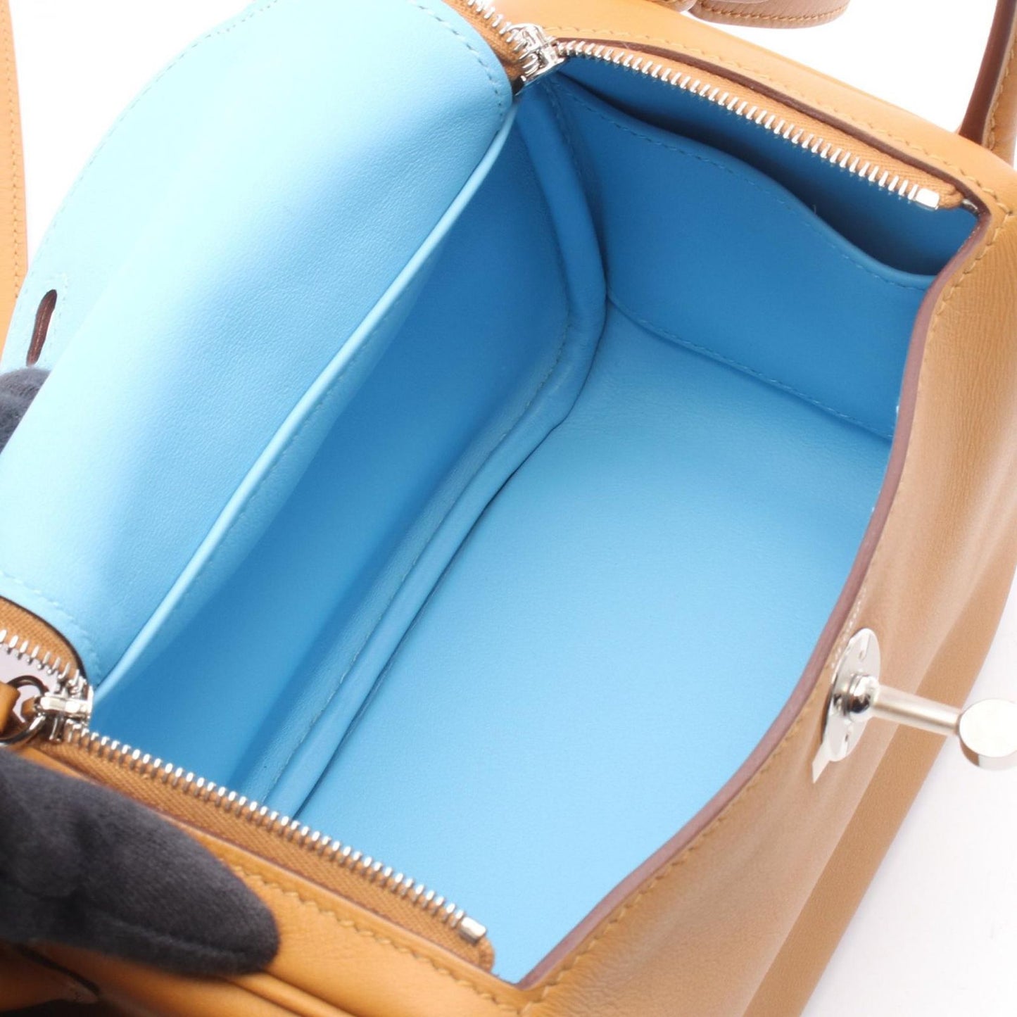 Hermes Shoulder Bag Lindy Mini Verso Camel Celeste — view 3