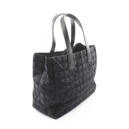 Chanel Tote Bag New Travel Line MM Black Leather New MM — view 2