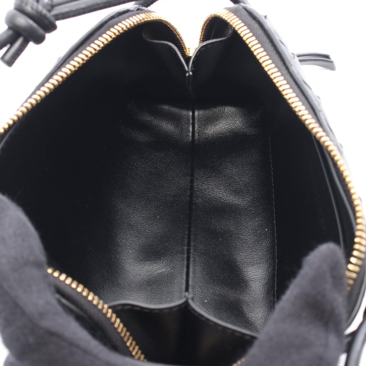 Bottega Veneta Shoulder Bag Intrecciato Leather New — view 3