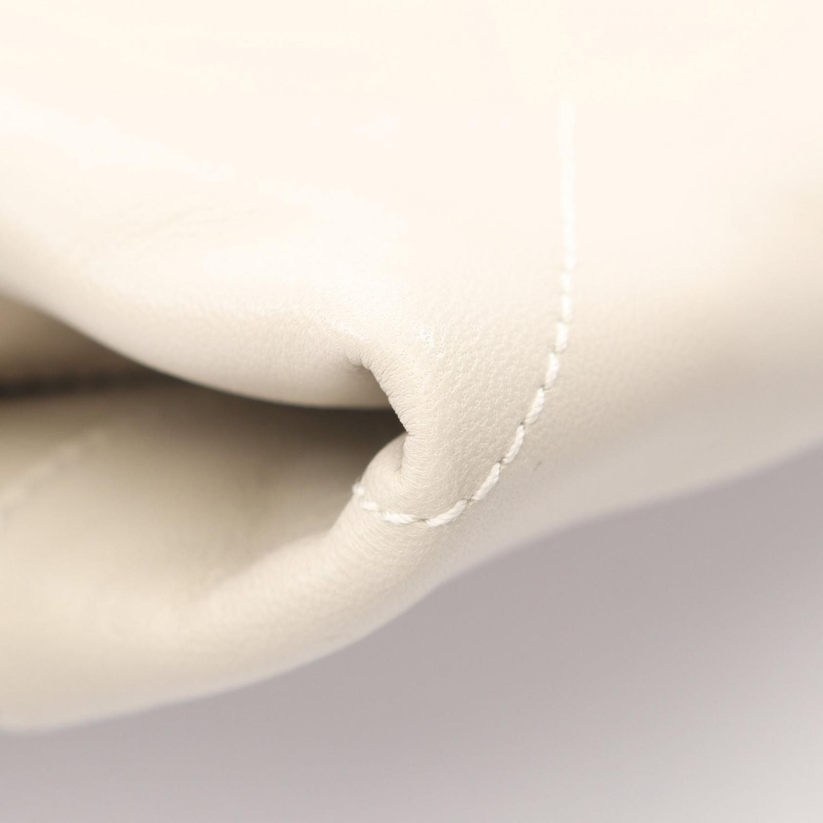 Saint Laurent Paris Shoulder Bag Jamie Ivory Leather — view 5