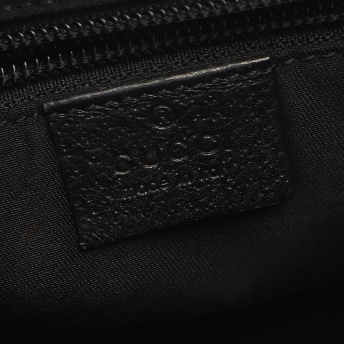 Gucci Shoulder Bag GG Canvas Black — view 4