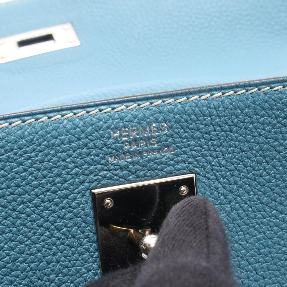 Hermes Kelly 32 Retourne 2-Way Blue Jean Leather 32 Handbag — view 4