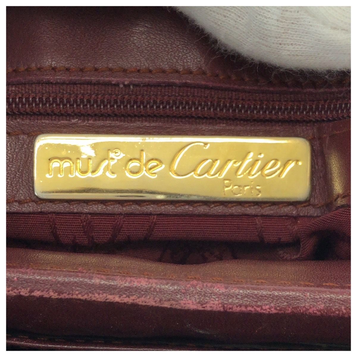 Cartier Vintage Must Line Wine Red Bordeaux Gold Leather Shoulder Bag — view 4