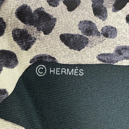 Hermes Scarf Carre 90 Black Lazy Leopar Desses Leopard Print — view 2