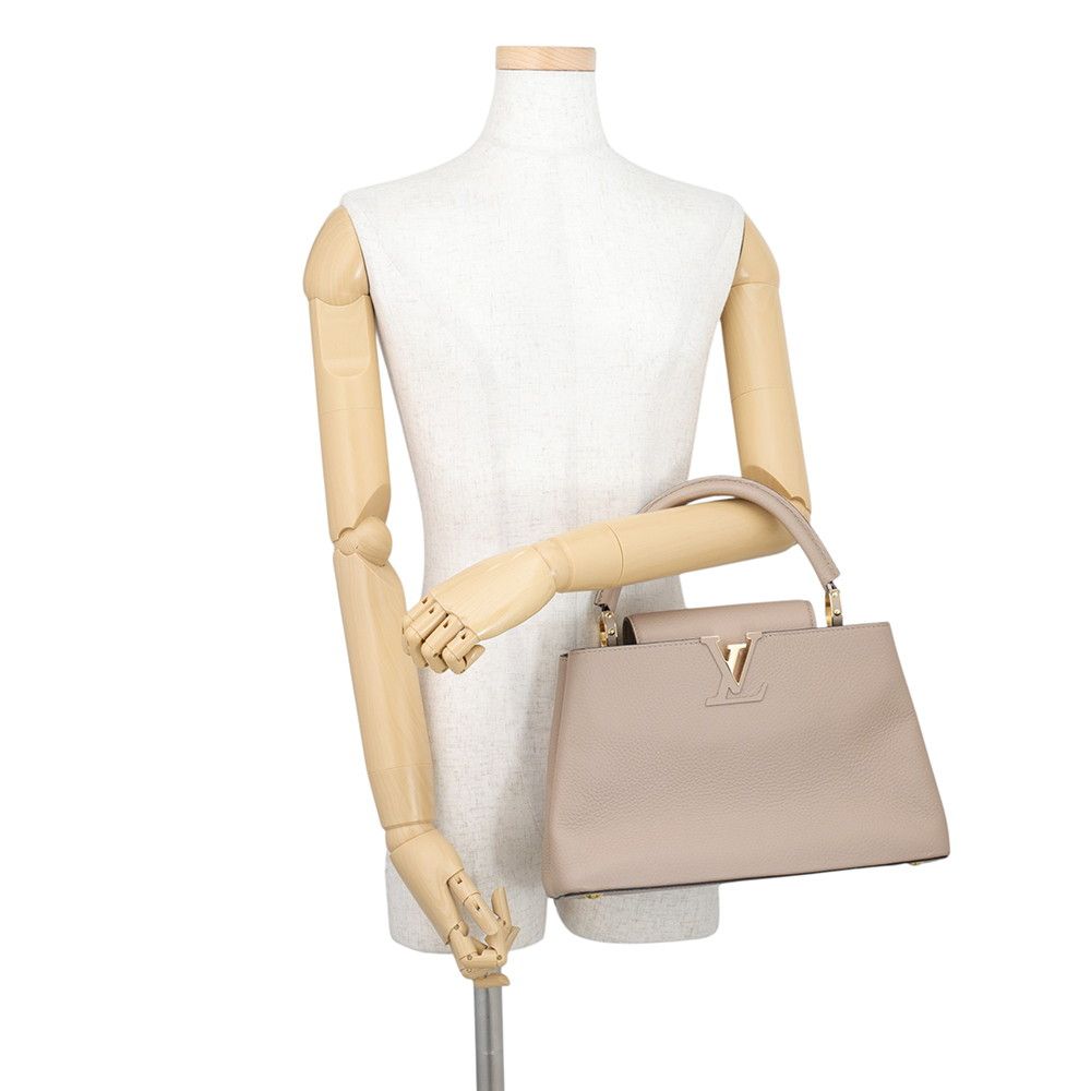 Louis Vuitton Handbag Capucines PM Taurillon Leather 2-Way Shoulder Bag — view 4