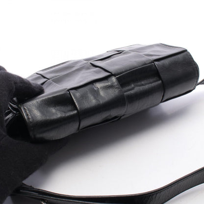 Bottega Veneta Waist Bag Cassette Maxi Intrecciato Black Leather — view 6