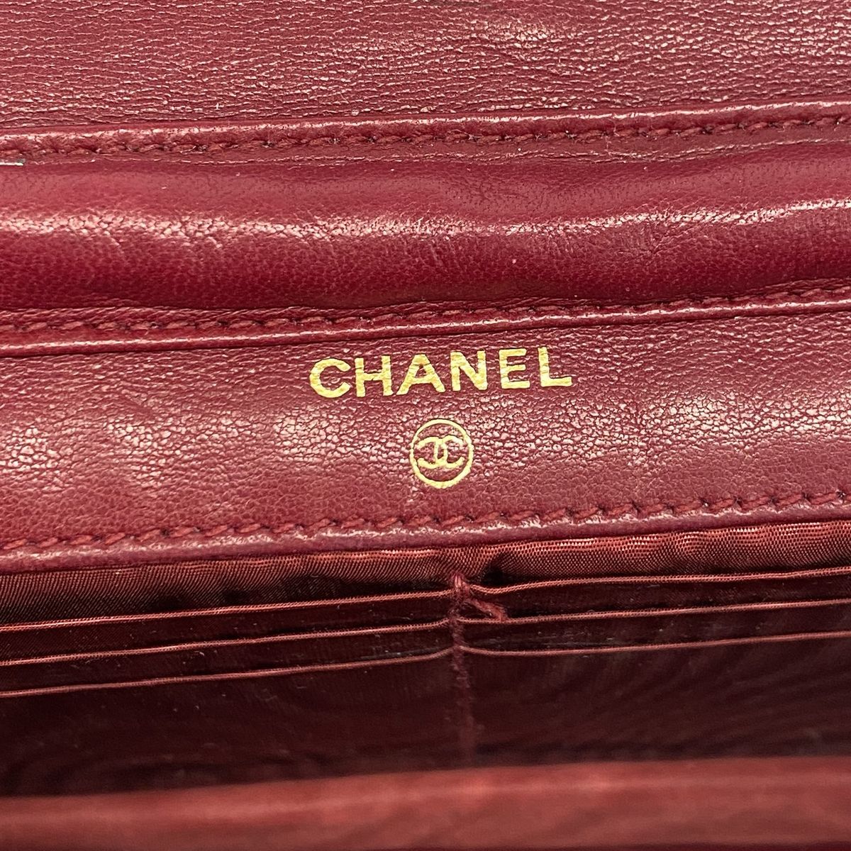 Chanel Wallet on Chain Caviar Leather Bordeaux Gold — view 5