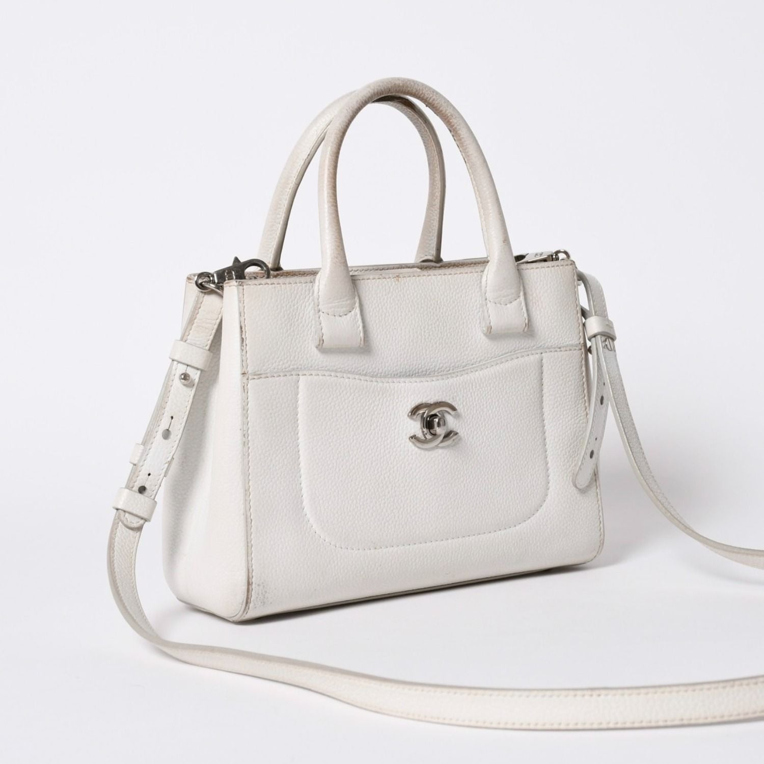 Chanel Neo Executive Tote Small Handbag 2-Way CC Logo Caviar Leather Silver — view 3