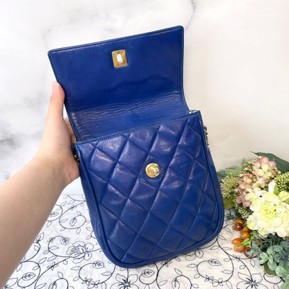 Chanel Vintage Quilted Shoulder Bag Back Blue — view 8