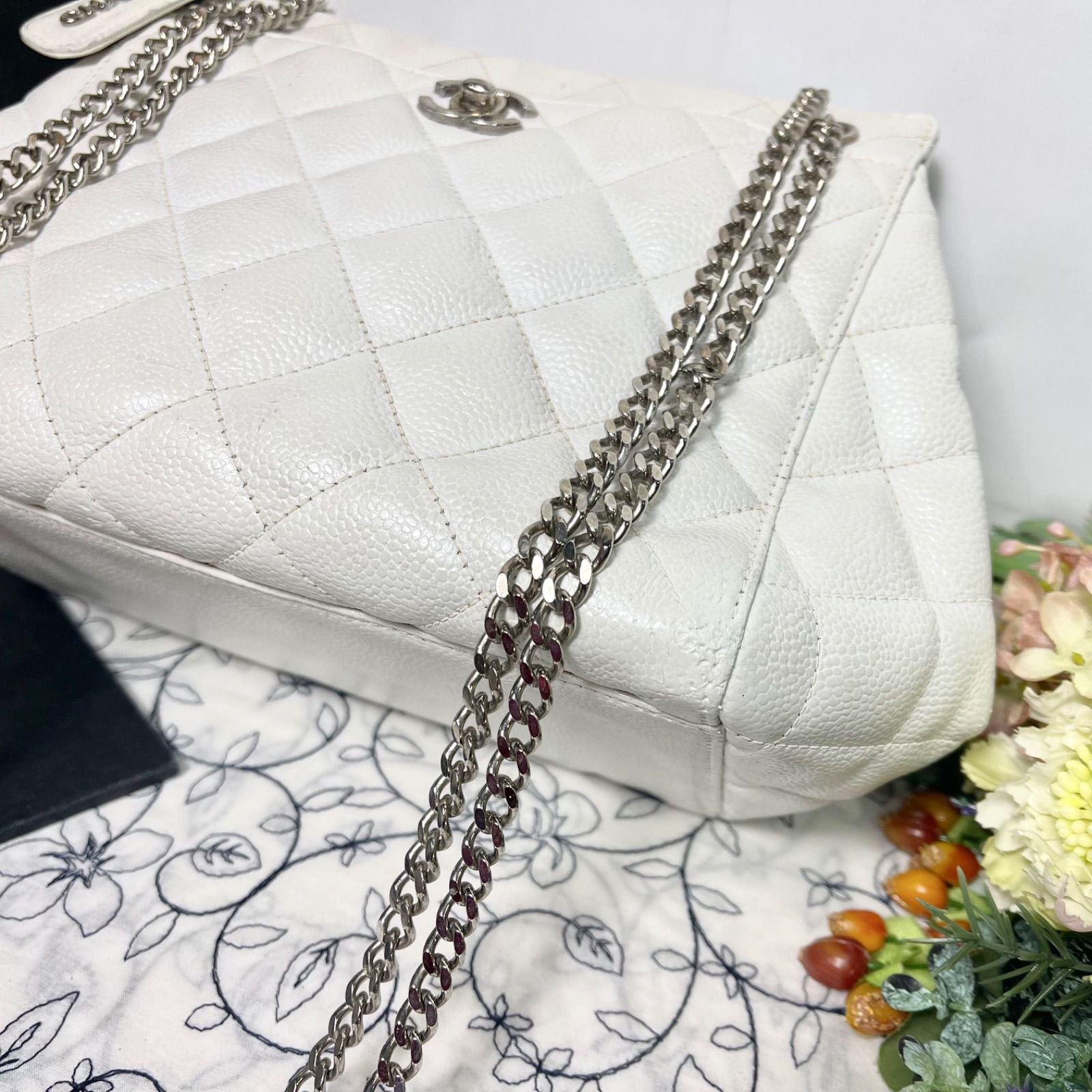 Chanel Caviar Leather Quilted CC Logo Shoulder Bag — view 4