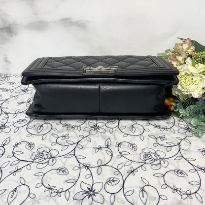 Chanel Boy Quilted Shoulder Bag Black — view 7