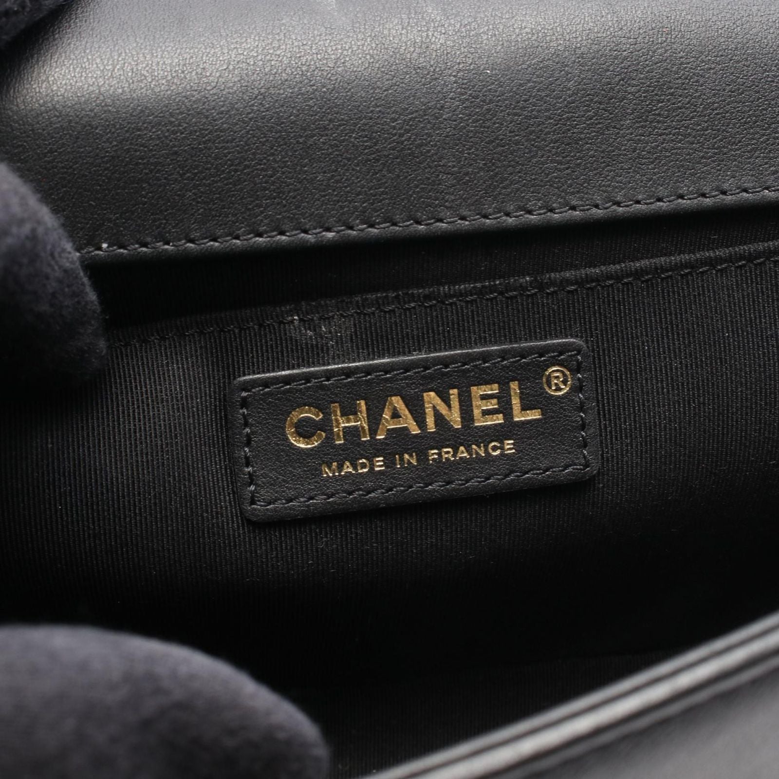 Chanel Shoulder Bag Boy Black Lambskin Boy Chain — view 4