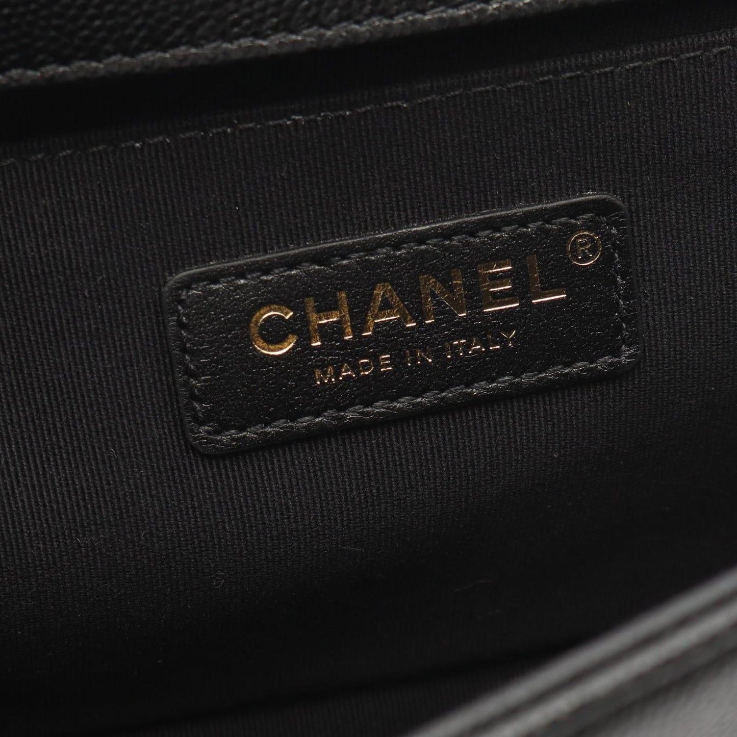 Chanel Shoulder Bag Boy Chevron Stitch Black Caviar Leather Boy Chain — view 4