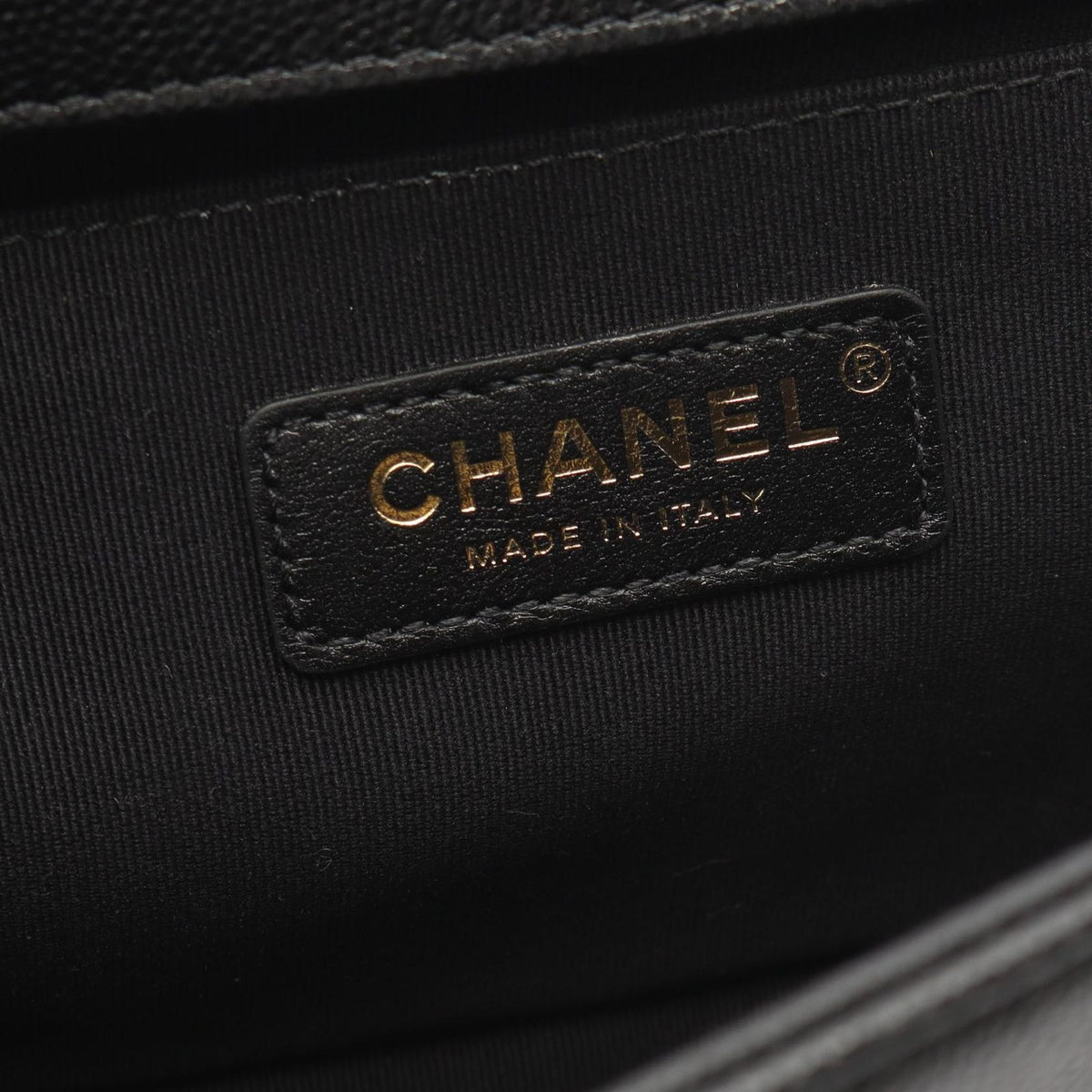 Chanel Shoulder Bag Boy Chevron Stitch Black Caviar Leather Boy Chain — view 4