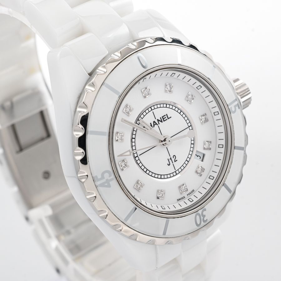 Chanel J12 Watch 33 White — view 4