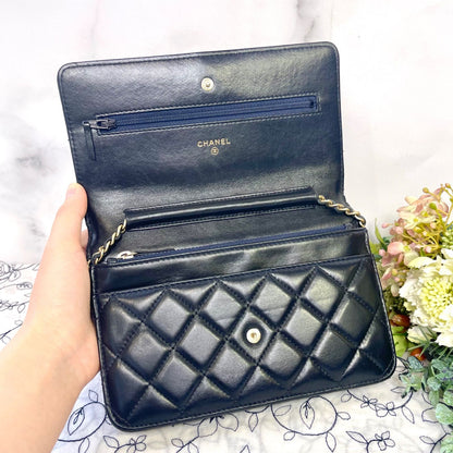 Chanel Quilted Chain Wallet Lambskin Shoulder Bag — view 8