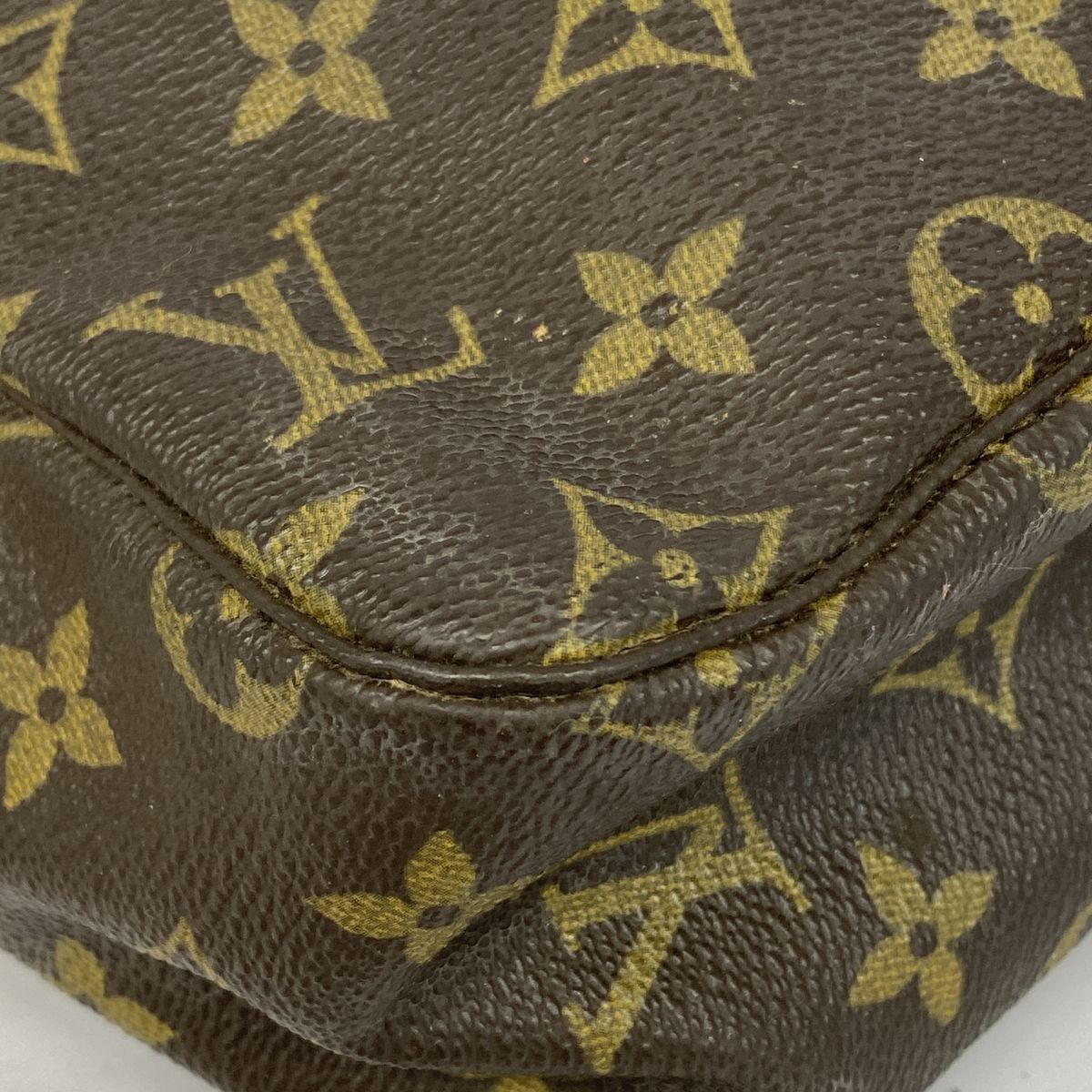 Louis Vuitton Pouch Monogram Trousse Toilet 28 Brown — view 6