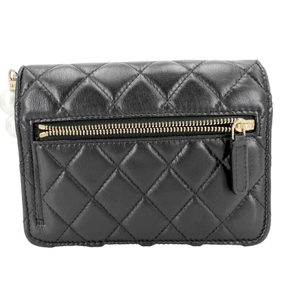 Chanel Chain Wallet Quilted CC Logo Shoulder Bag Crossbody Leather Faux Pearl — view 2