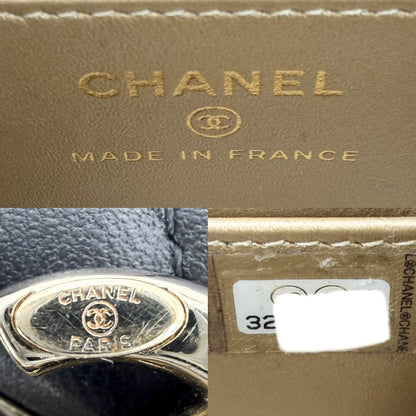 Chanel Shoulder Bag Quilted CC Logo Lambskin Black Gold Vintage — view 5