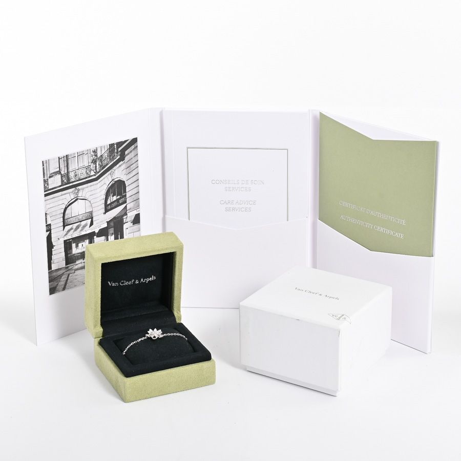 Van Cleef & Arpels Lotus Bracelet — view 6