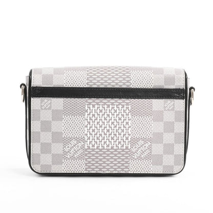 Louis Vuitton Shoulder Bag Studio Messenger — view 3
