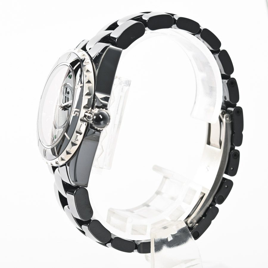 Chanel J12 Watch 33 Black — view 2