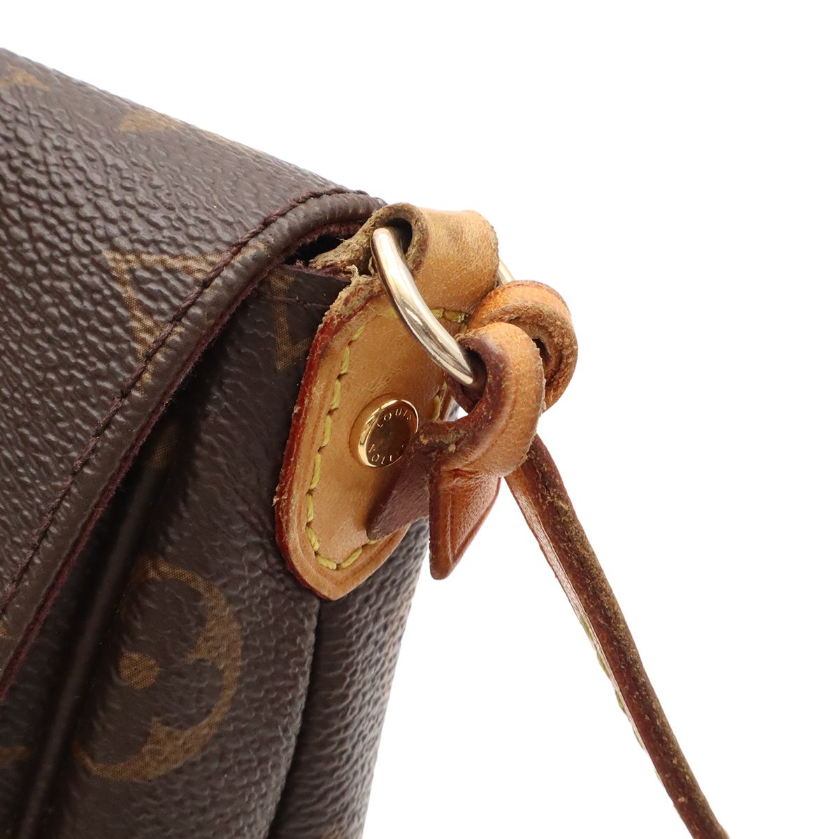 Louis Vuitton Monogram Favorite MM Shoulder Bag Crossbody Chain 2-Way Clutch — view 4