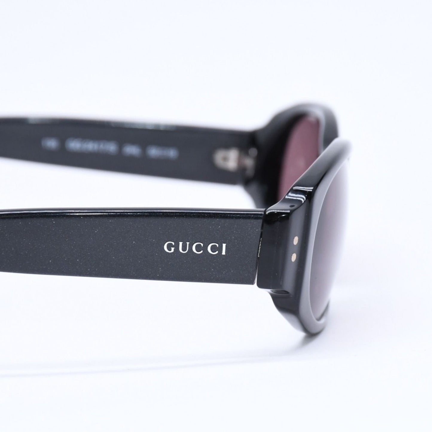 Gucci Oval Shape Sunglasses Eyewear S 52 19 Black Tom Ford Era Silver — view 7