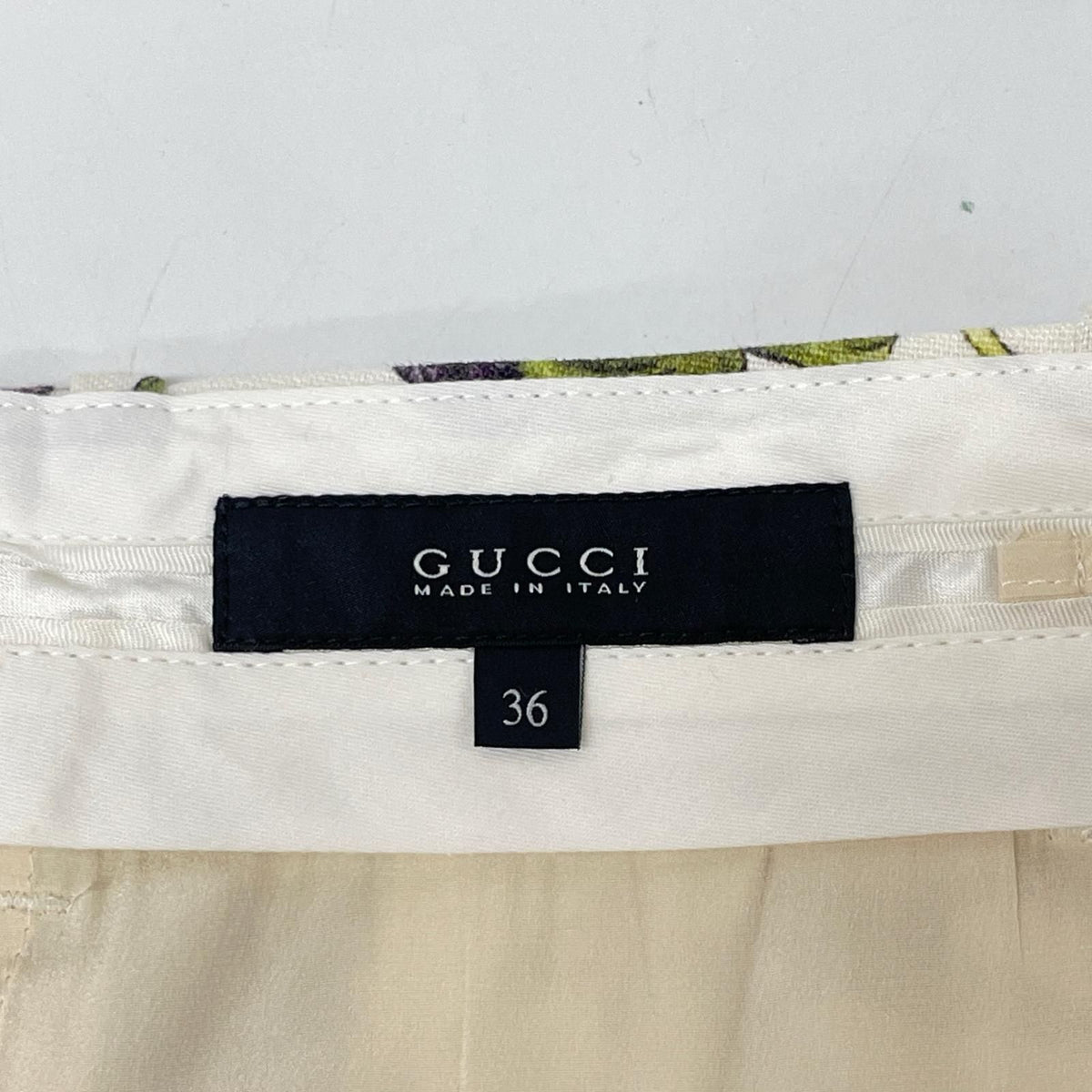 Gucci Ivory Linen Floral Shorts 36 — view 3