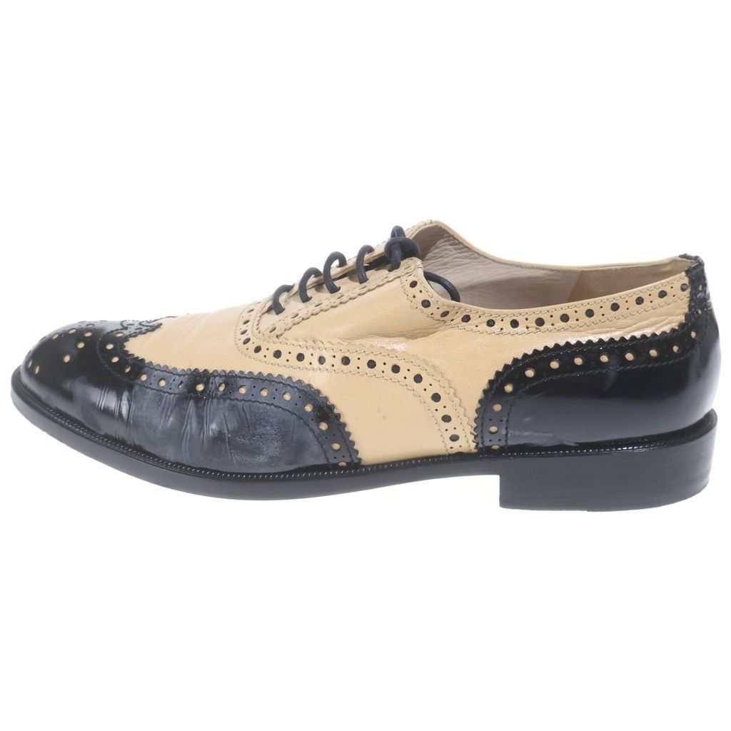 Chanel CC Spectator Oxfords Wingtip Oxfords Lace Up Leather Shoes Beige Black