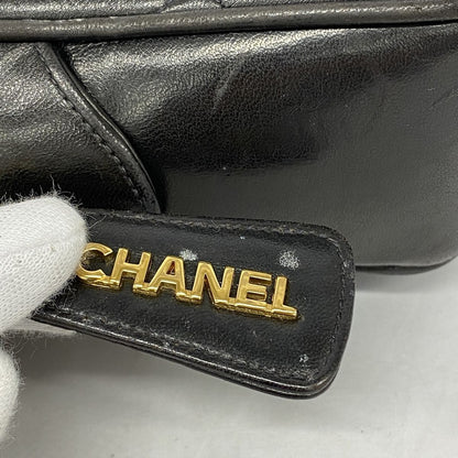 Chanel Shoulder Bag Quilted Lambskin Black Gold — view 8