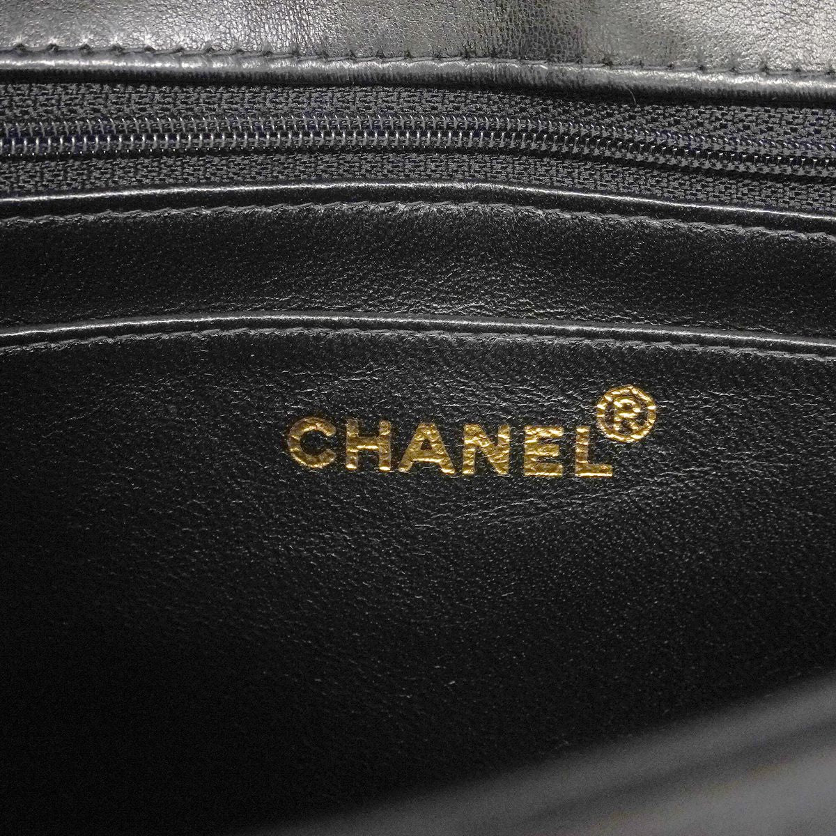 Chanel Shoulder Bag Quilted Lambskin Black Gold — view 5