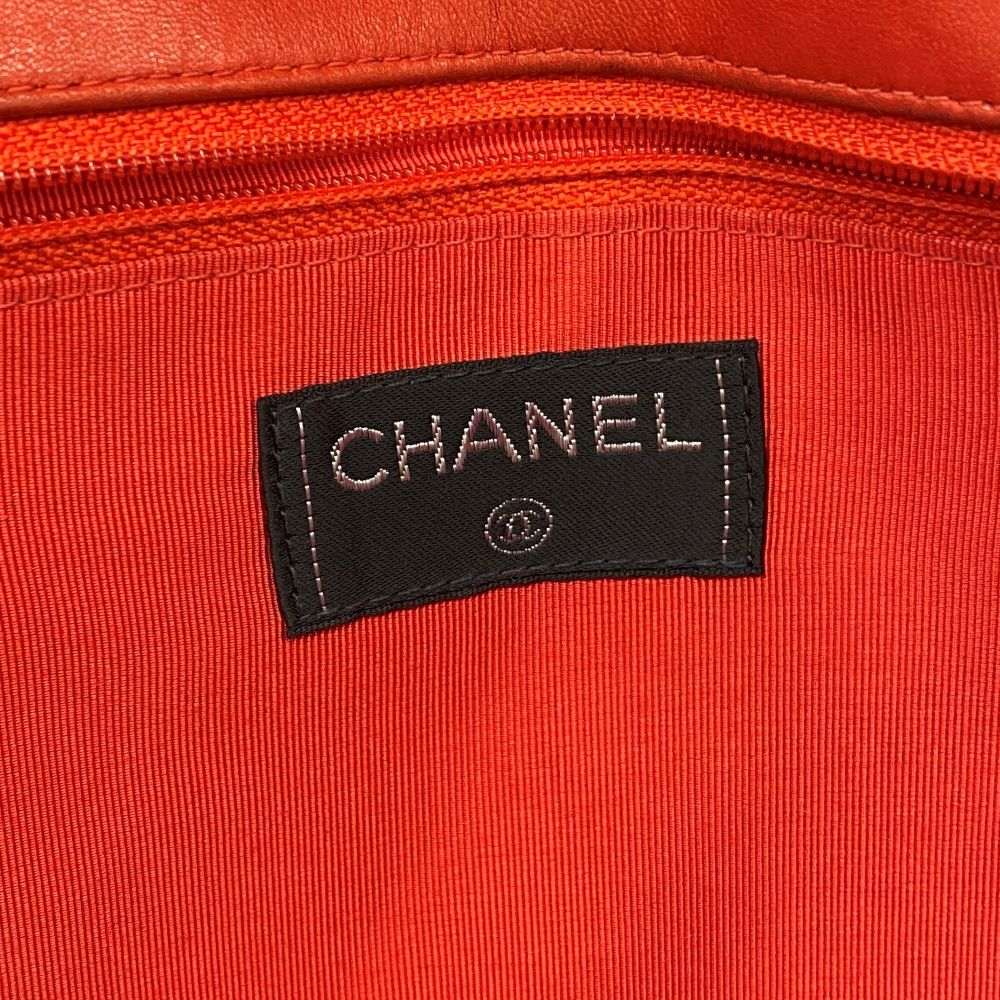 Chanel Shoulder Bag 2.55 Choco Bar Patent Leather Red Silver — view 5