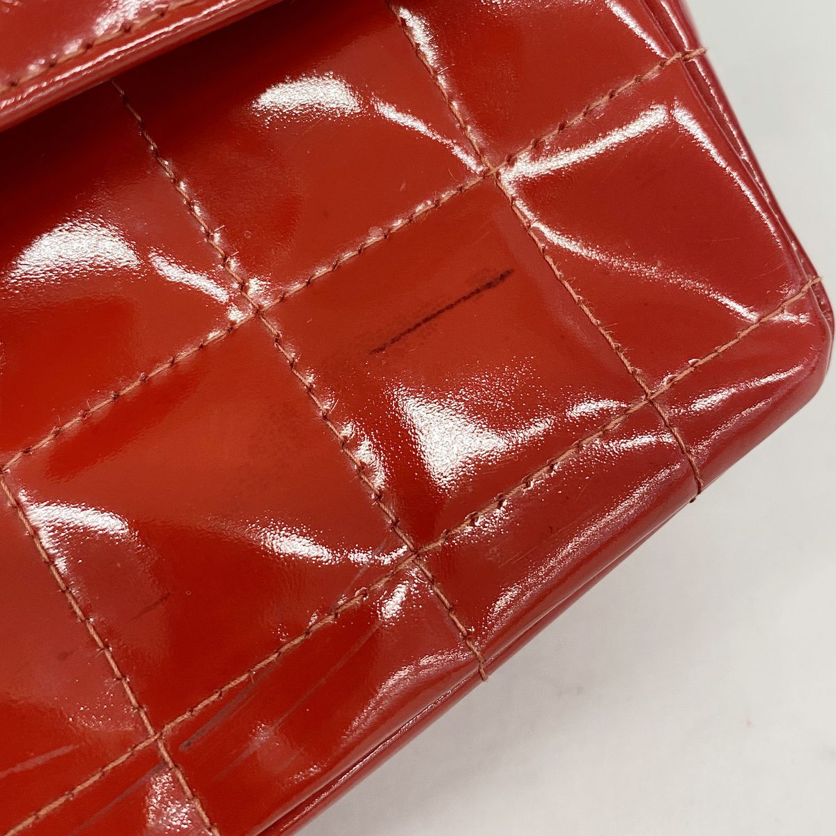 Chanel Shoulder Bag 2.55 Choco Bar Patent Leather Red Silver — view 8