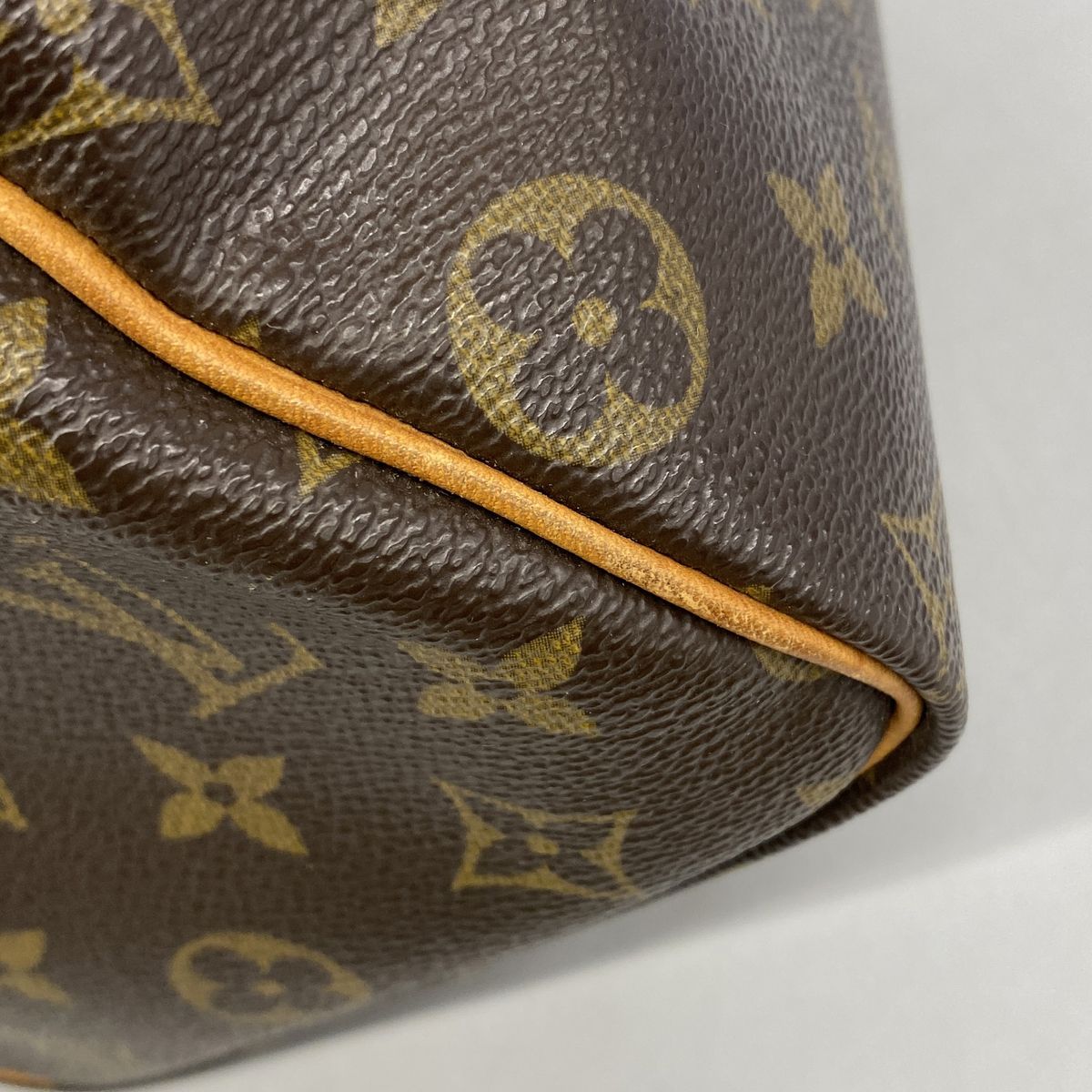 Louis Vuitton Handle Monogram Speedy 25 Brown Handbag — view 6
