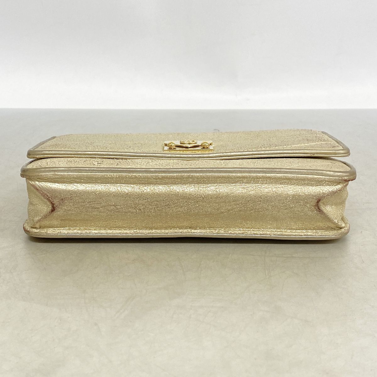 Chanel Wallet on Chain Leather Gold Champagne — view 3