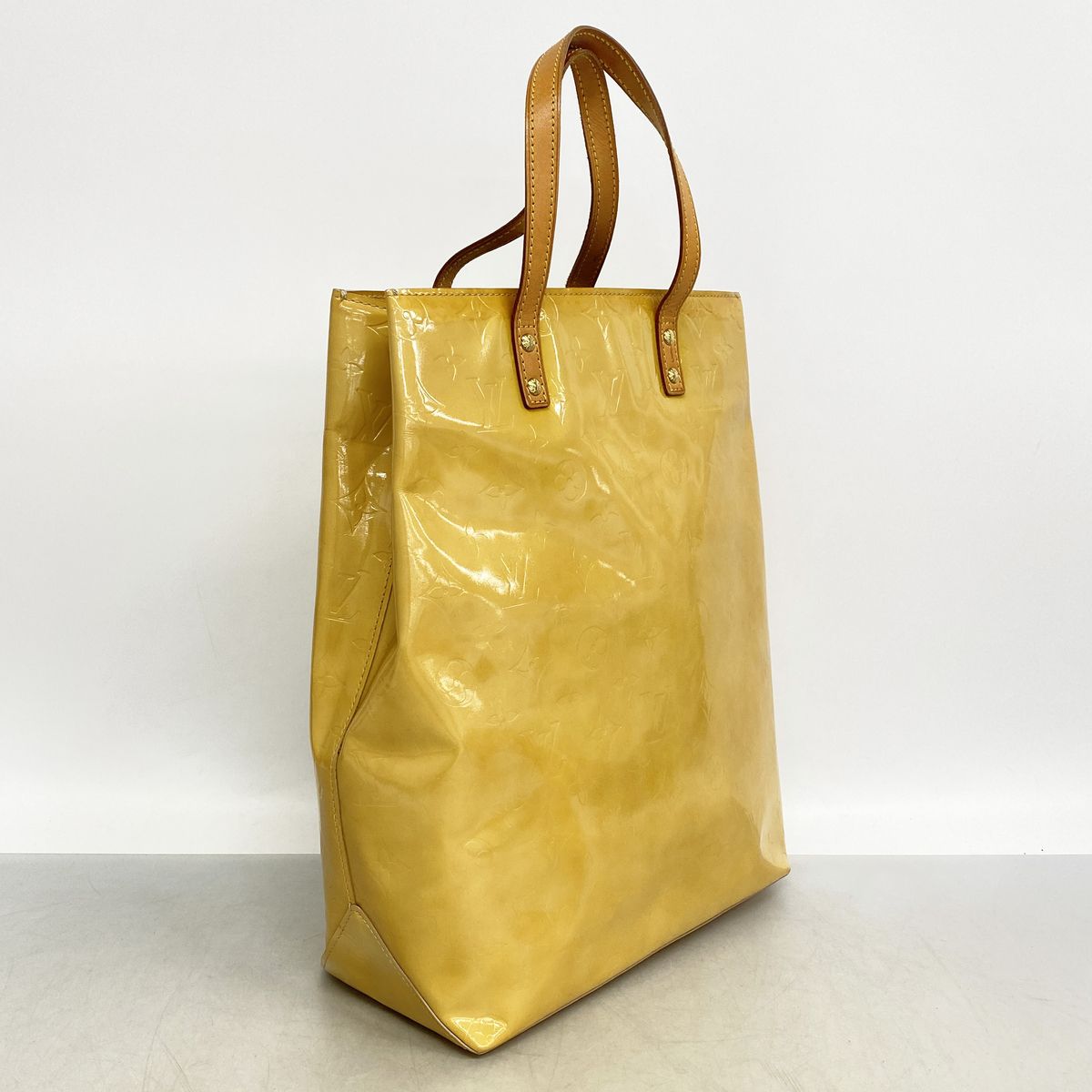 Louis Vuitton Tote Bag Vernis Reed MM Beige — view 2