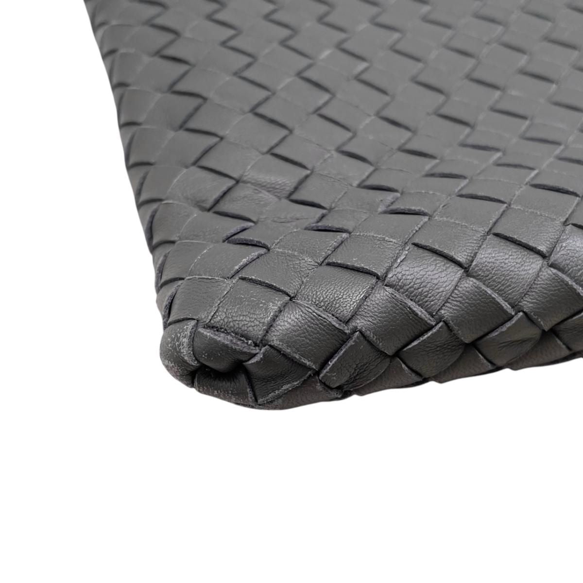 Bottega Veneta Clutch Intrecht Leather Gray Silver — view 3