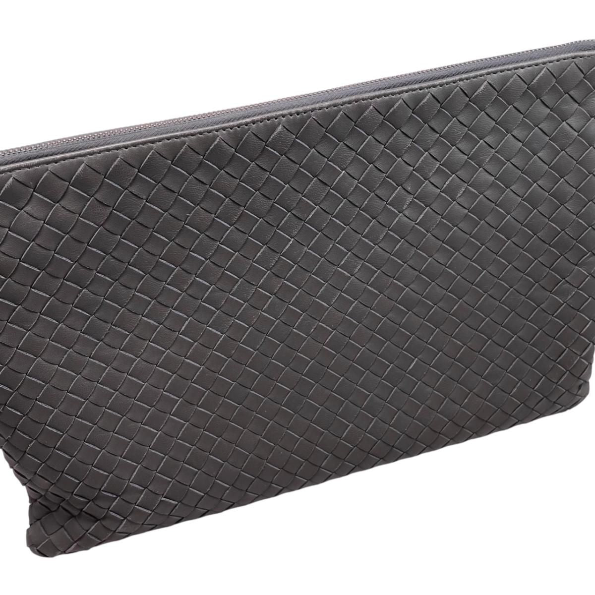 Bottega Veneta Clutch Intrecht Leather Gray Silver — view 5