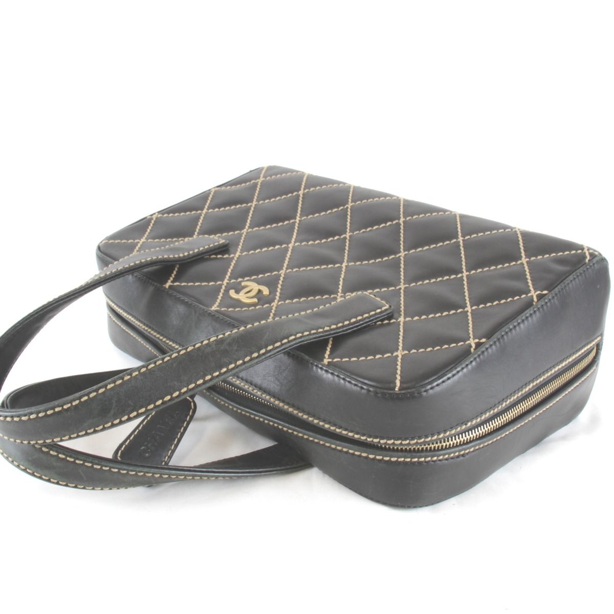 Chanel Wild Stitch Handle with Card Leather Black Handbag — view 4