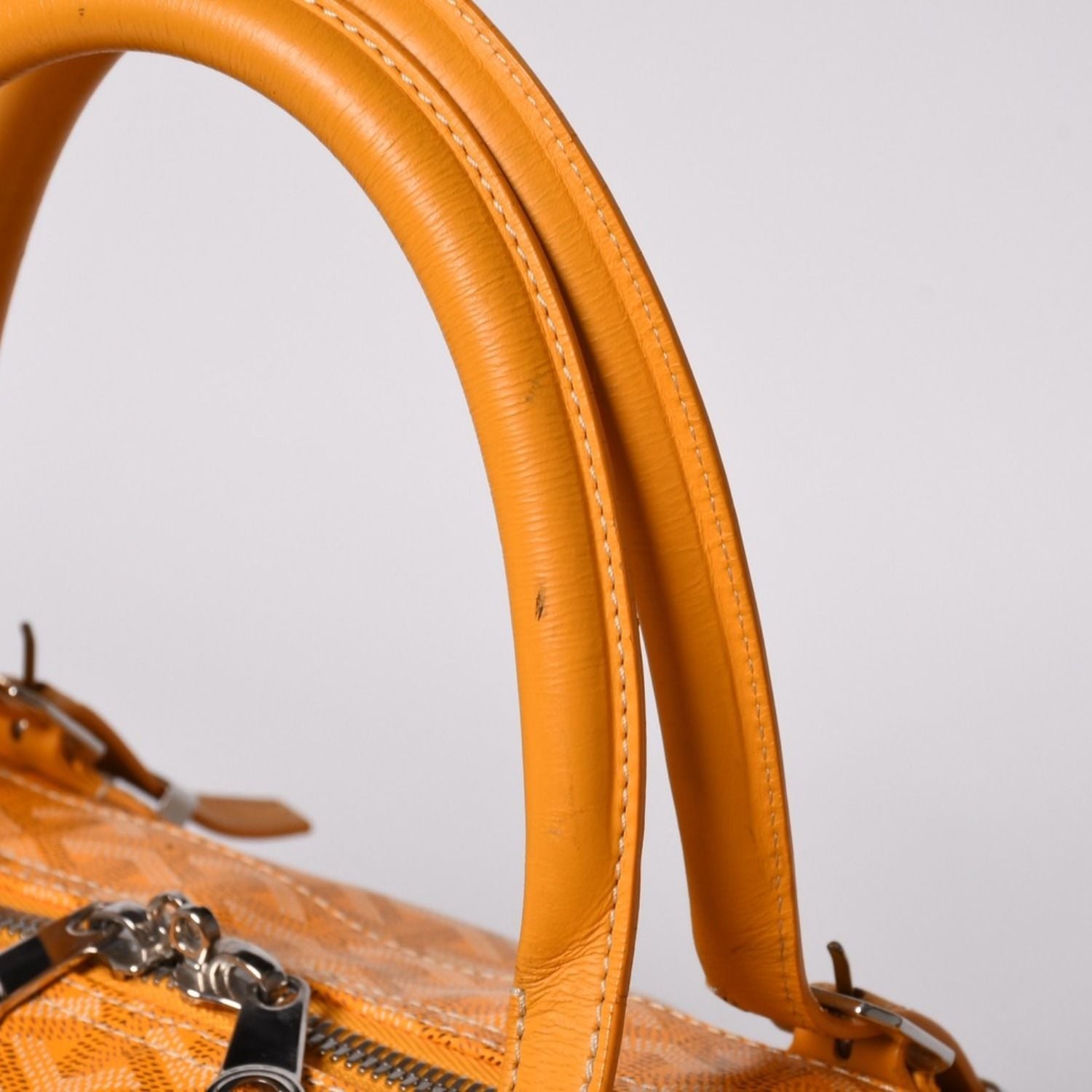 Goyard Boeing 65 Boston Bag Herringbone Canvas Yellow Silver Sneaker — view 7