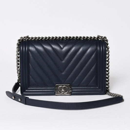 Chanel Boy Chain Shoulder Bag V-shaped Stitch Chevron CC Logo Lambskin 2-Way