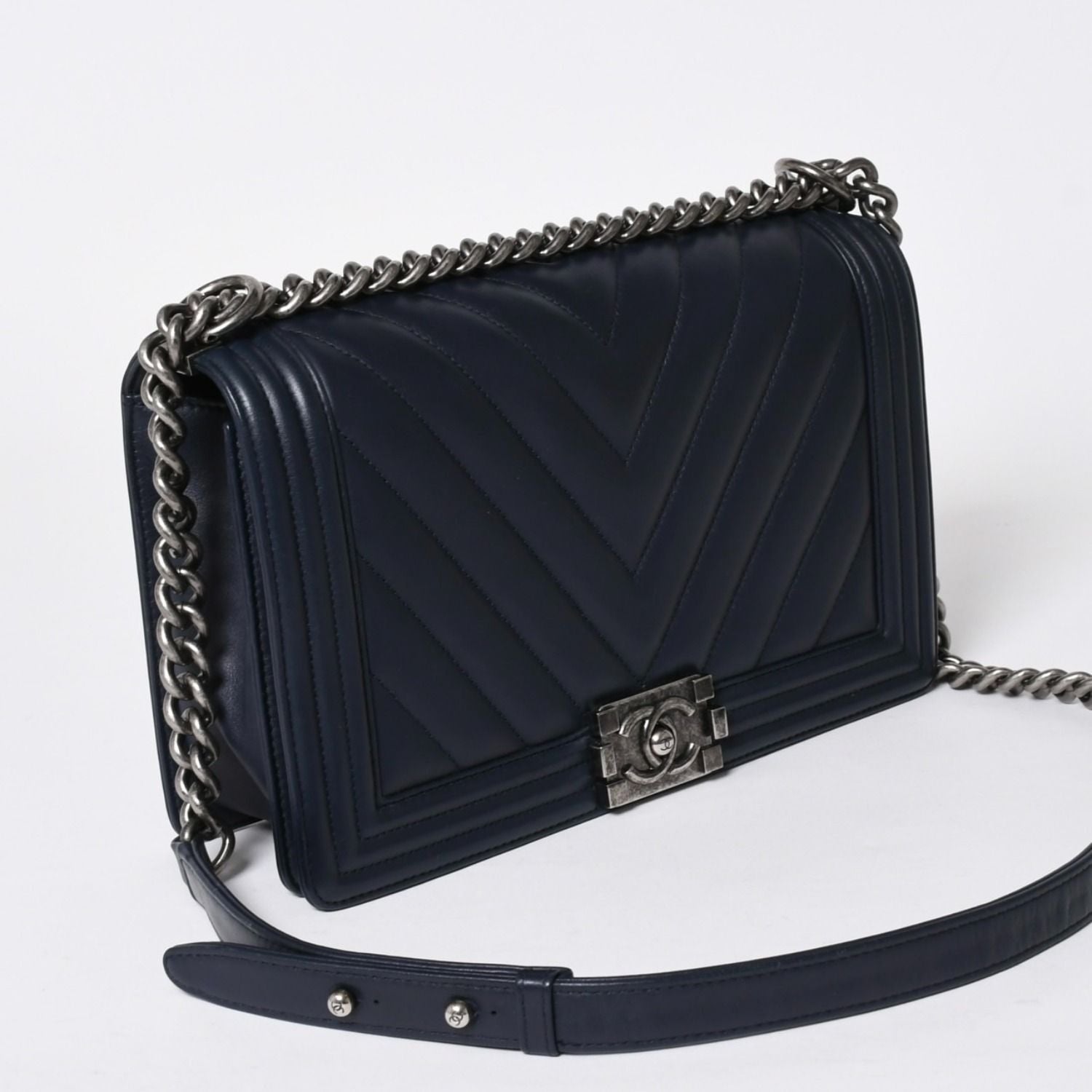 Chanel Boy Chain Shoulder Bag V-shaped Stitch Chevron CC Logo Lambskin 2-Way — view 3