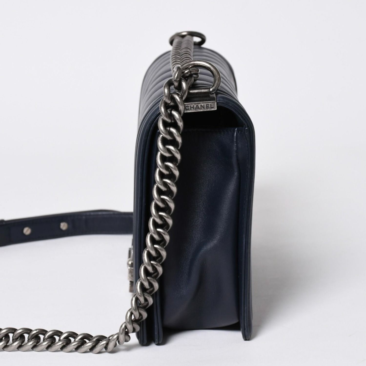 Chanel Boy Chain Shoulder Bag V-shaped Stitch Chevron CC Logo Lambskin 2-Way — view 4