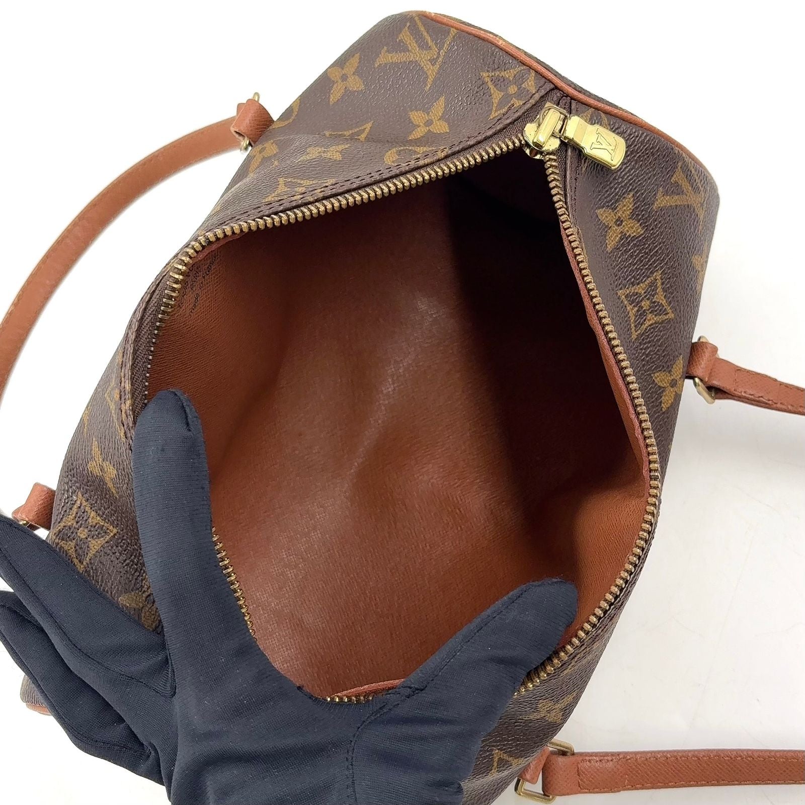 Louis Vuitton Papillon 26 Monogram Vintage Handbag — view 3