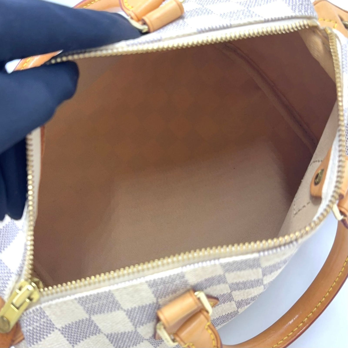 Louis Vuitton Speedy 25 Damier Azur Leather Handbag — view 3
