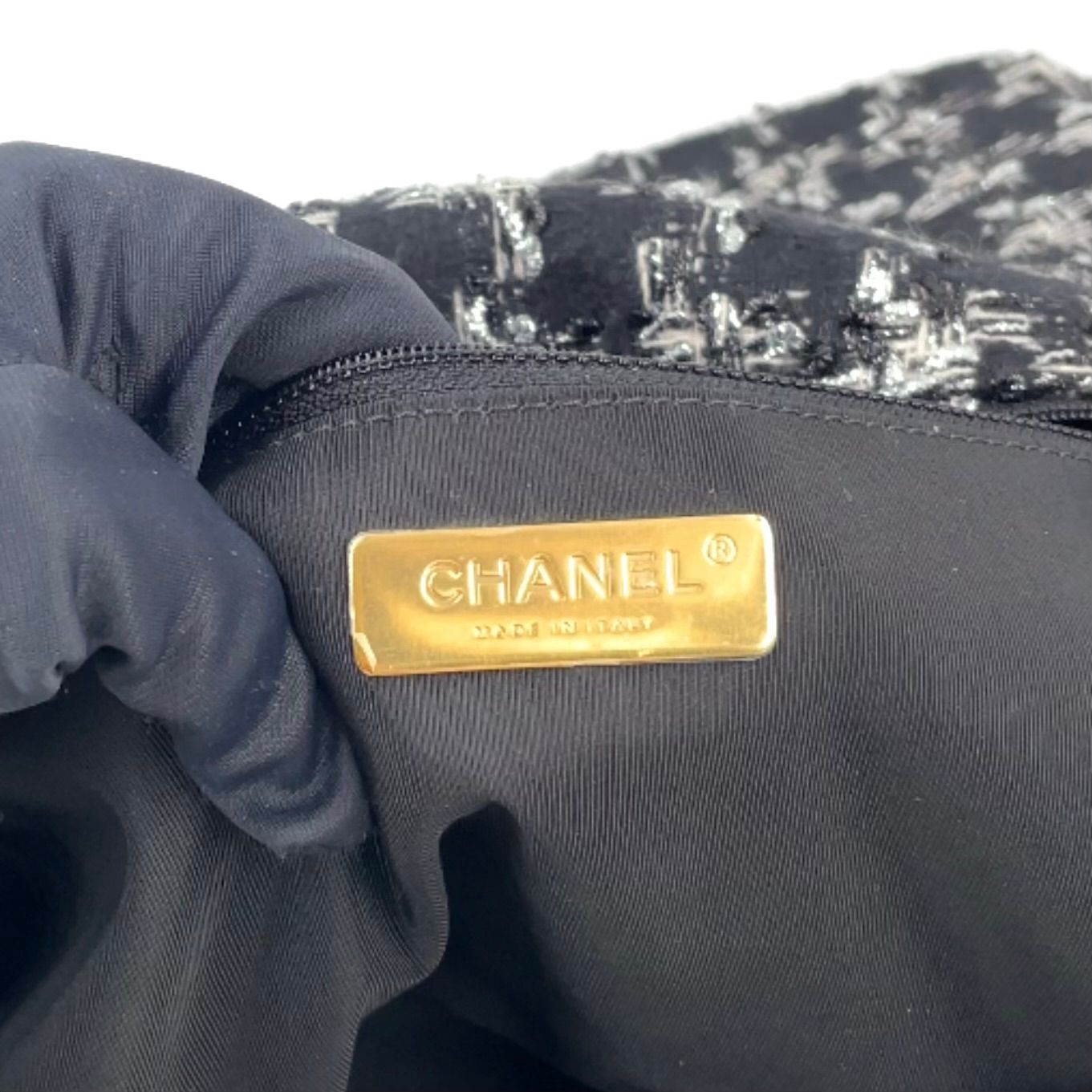 Chanel CC Logo Handle Leather Tweed Black Shoulder Bag Gold — view 4