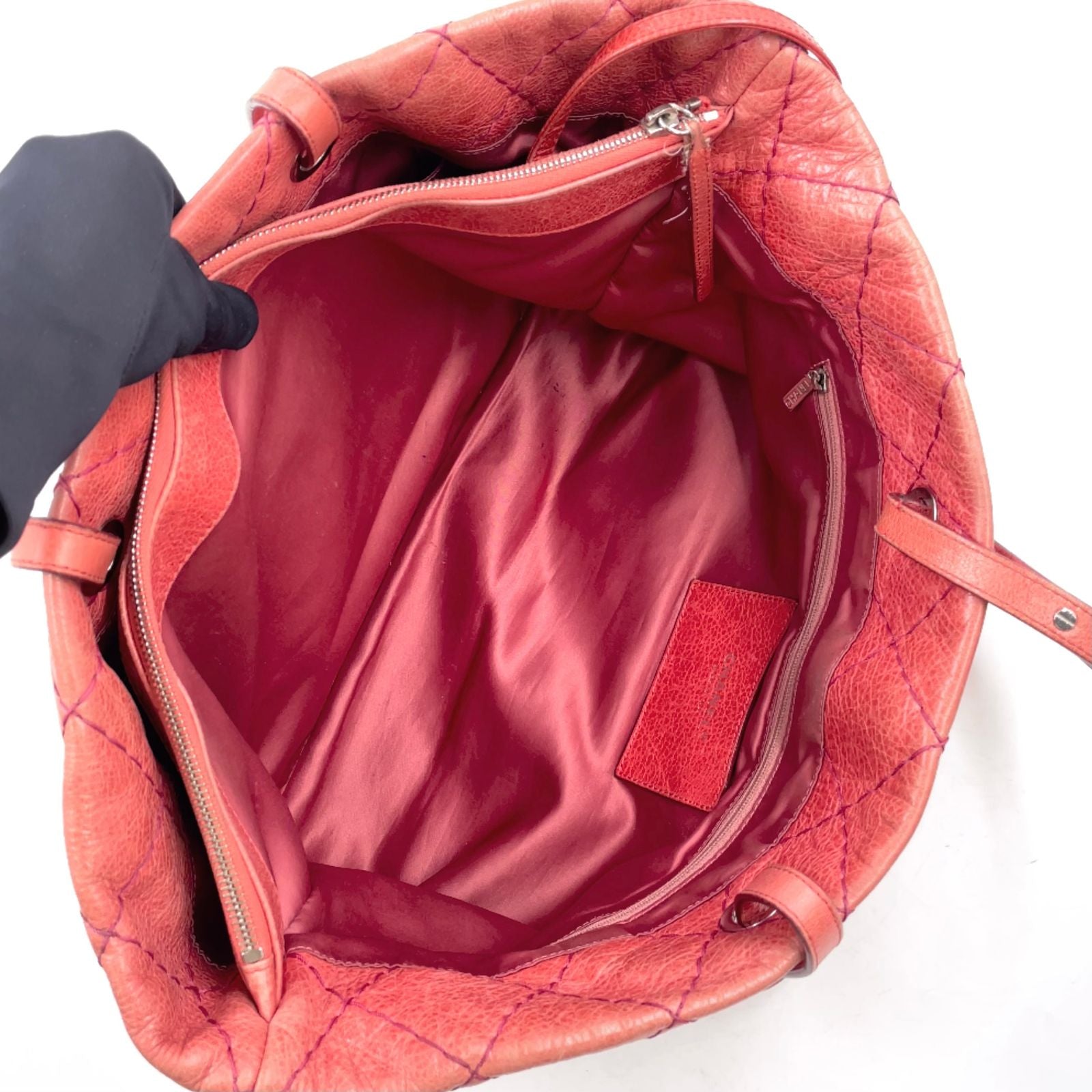 Chanel CC Logo on the Road Leather Pink Red Tote Bag Silver — view 3